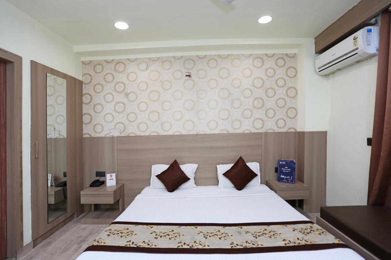 Capital O 5663 Gs Inn Chinhat Exterior foto