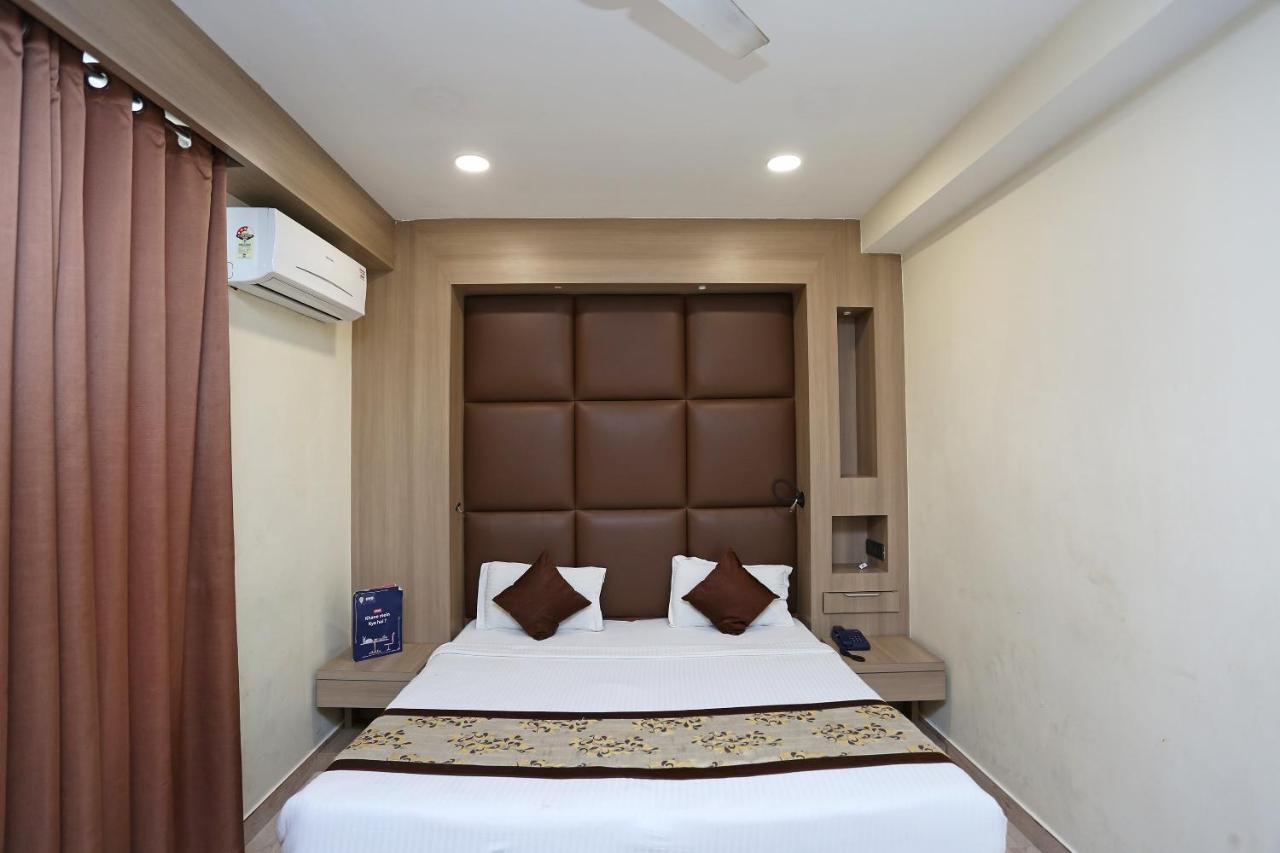Capital O 5663 Gs Inn Chinhat Exterior foto